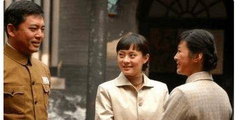 孙俪曾经给她跑龙套,至今她却在圈中悄无声息_亮剑_童蕾_女神