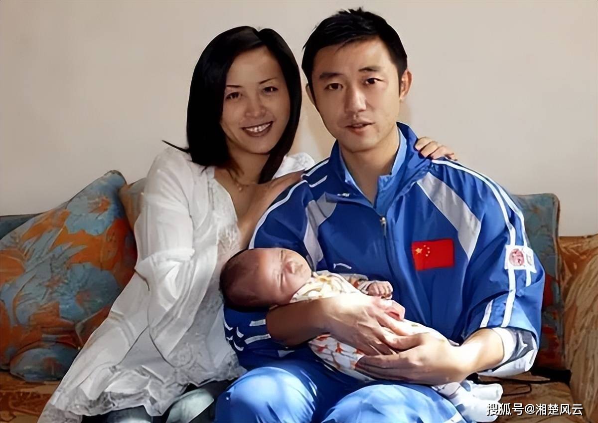 梁靖昆已有2娃,男女主教练在列_马龙_许昕_马琳