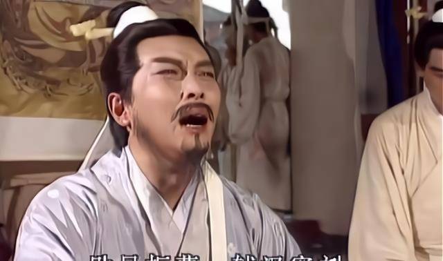 别再被孔明吊孝骗了,不是诸葛亮哭得好,计谋妙,而是周瑜境界高_刘备携
