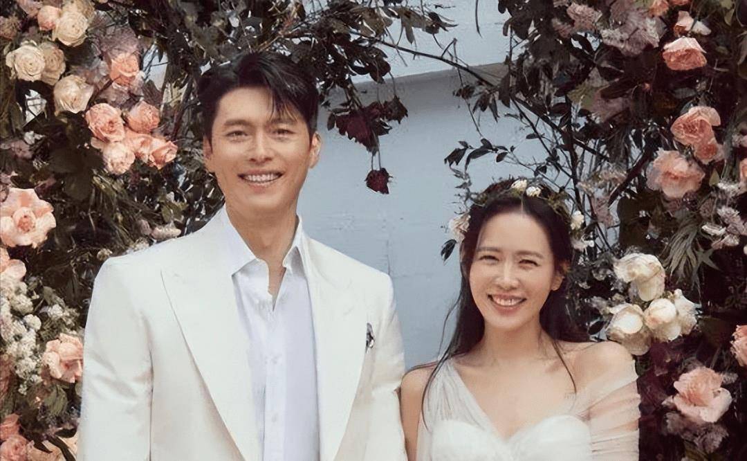 登记结婚嫁小9岁艾伦现场照曝光陈乔恩腰身粗壮或已有好消息