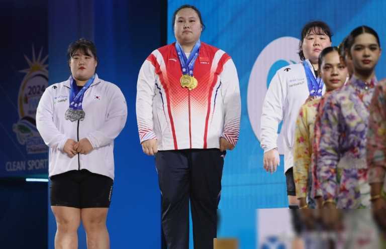 原创中国队统治力十足李雯雯斩获三金对手绝望奥运金牌稳了