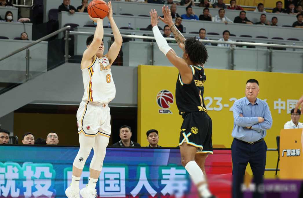 原创cctv5直播广厦vs山西大胜在望锋线强势领跑王博笑傲全场