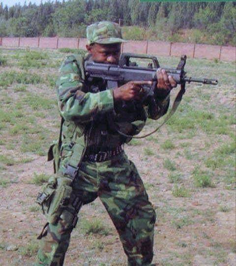 原创我军中的黑人士兵说保定口音连排长也是黑人