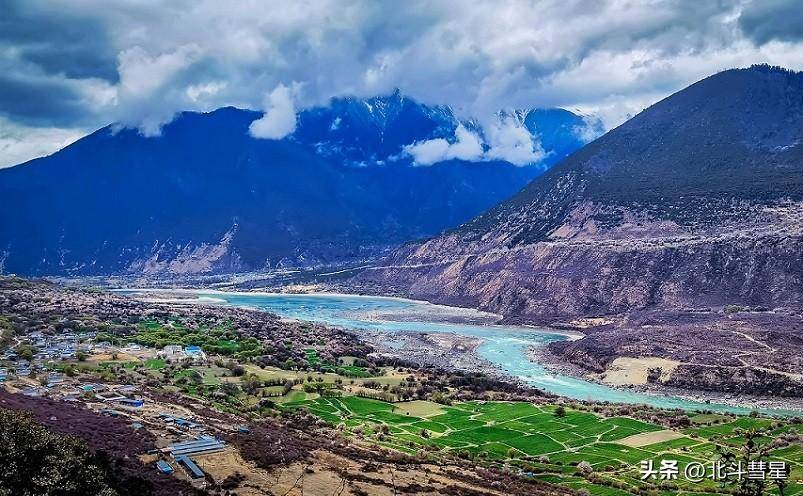 西藏十八大景点带你领略中国旅游资源第一大省的独特魅力