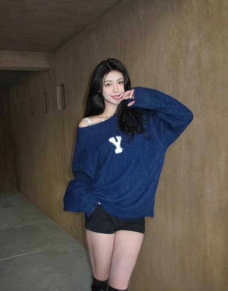 00后女孩身高高的吓人图片