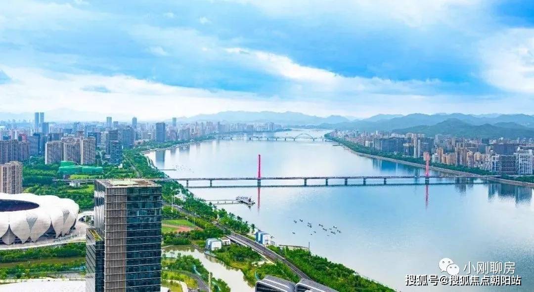 潮鸿是杭州目前唯一能纵览西湖,钱塘江,运河三大城市优质景观资源