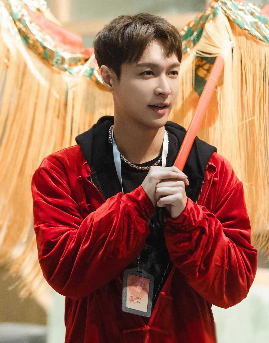 张艺兴:在综艺节目中的挑战与表现