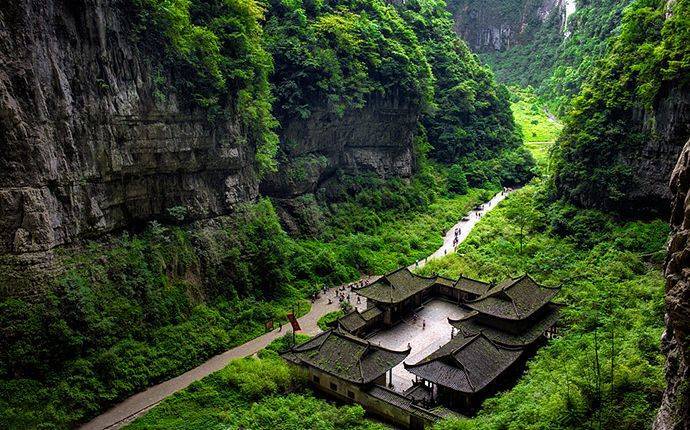 在玩之前也看了不少攻略,还是不知道怎么安排更好,好在朋友推荐找到一