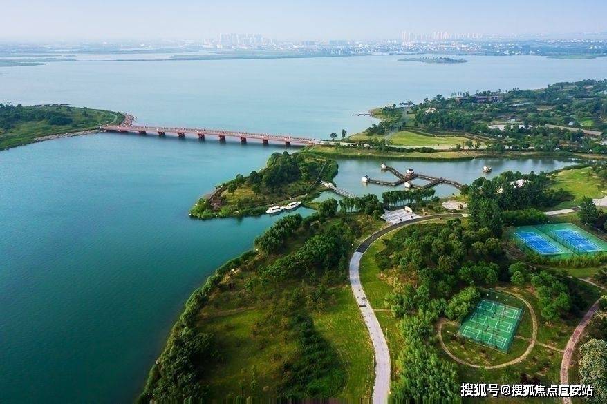 龙湖镜湖原著售楼处电话:400-998-9694 沿着盛泽