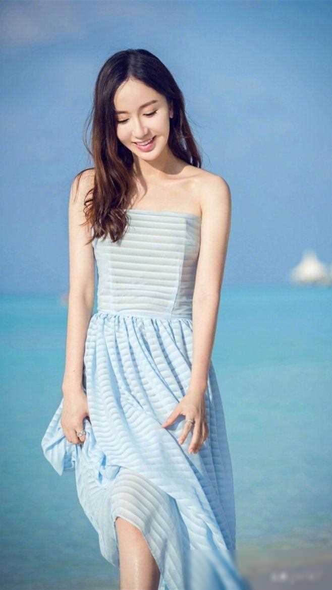 娄艺潇全程不穿裤辣眼毁经典网友表示还是去干直播吧