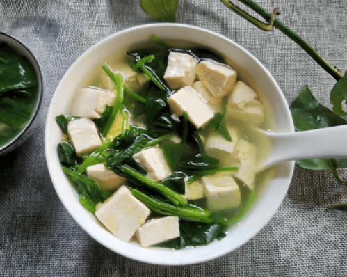 糖尿病食谱:菠菜豆腐汤