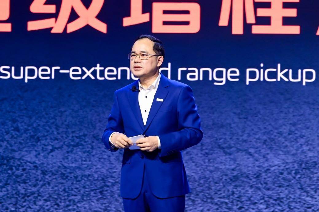 上市发布会上,长安汽车董事长朱华荣表示:长安汽车坚持以客户为中心