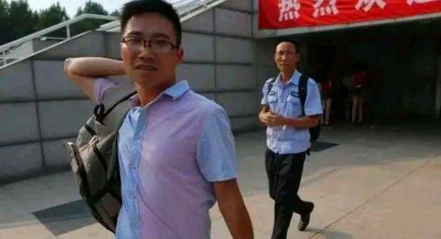 原创吴善柳拒绝北大参加高考10次终上清华如今怎样了