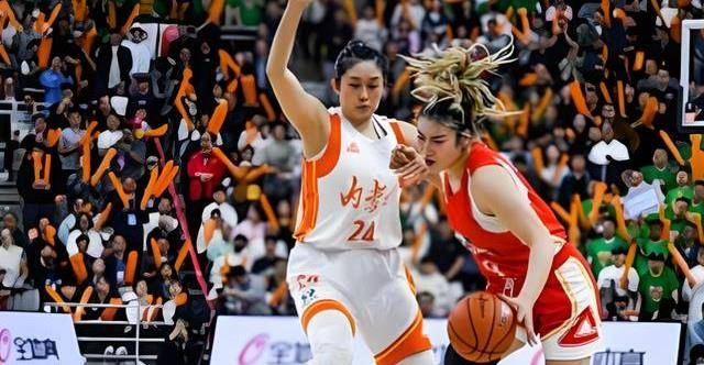 原创李萌遭受内蒙古女篮侮辱王芳狠打严厉处罚内蒙古俱乐部