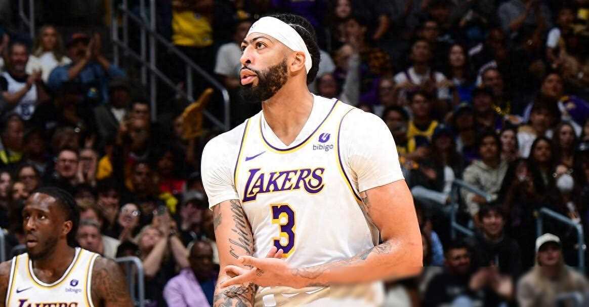 戴维斯:赢球心态无论排名如何,比赛必胜_胜利_湖人_态度