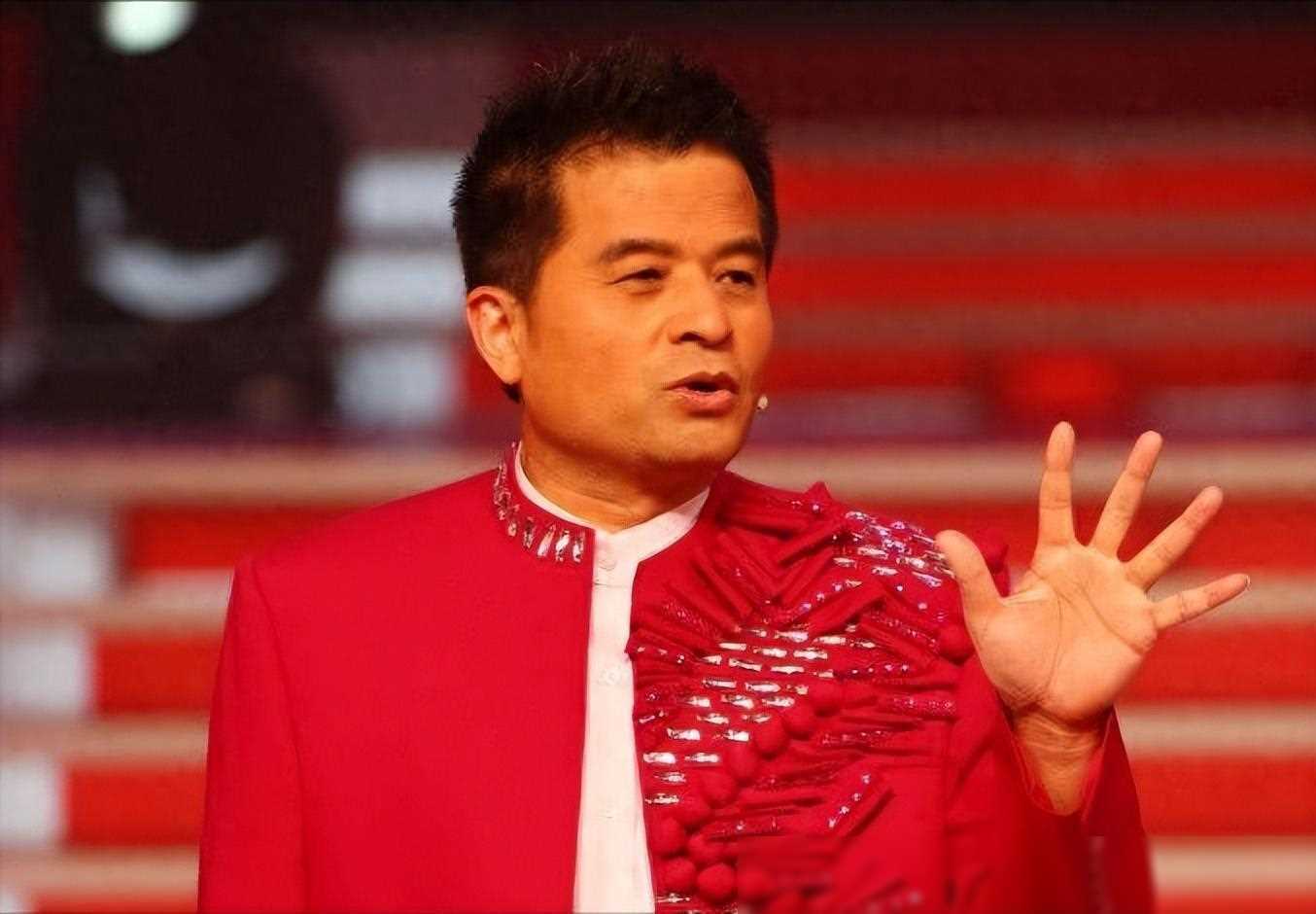 原创消失多年后毕福剑与星光大道歌手聚会改喝果汁的背后故事