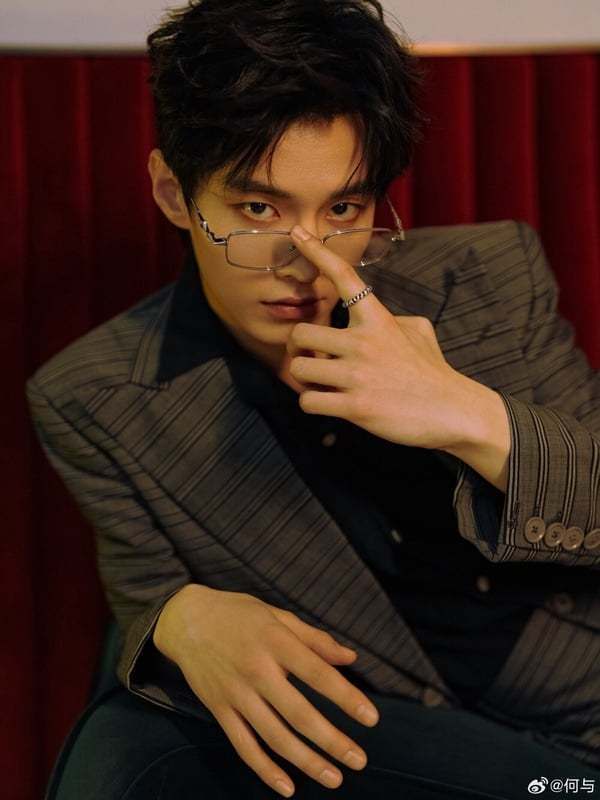 原创9位非典型帅哥与凤行辛云来人气飙高张若昀靠演技圈粉邓伦观众最