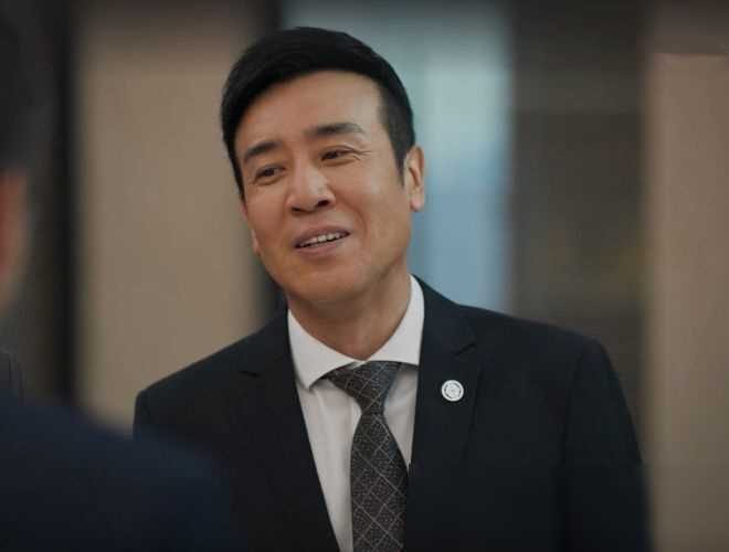 城中之城中陶无忌一招除掉朱强苗彻之疏离或因其狠辣作风