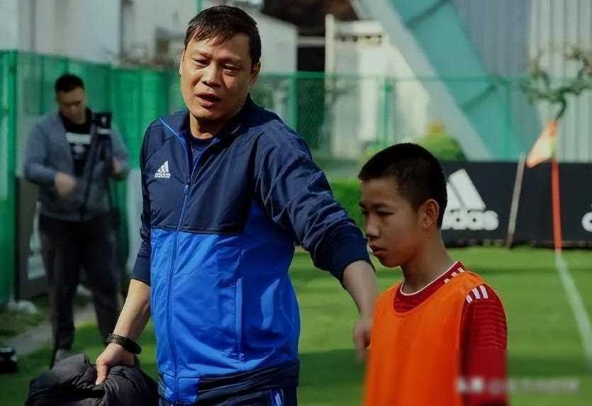 好演员吴金贵言论引争议范志毅遭质疑真相揭开