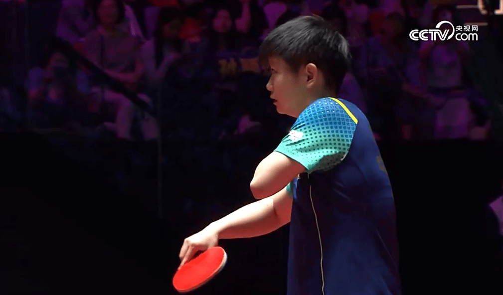 乒乓世界杯：孙颖莎4-0完胜朱成竹，排名小组第一，出线形势有利