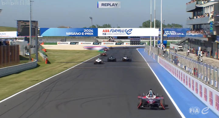 【战报】fe米萨诺第2回合正赛:维尔莱茵坐收大礼,罗兰德没电丢冠_比赛