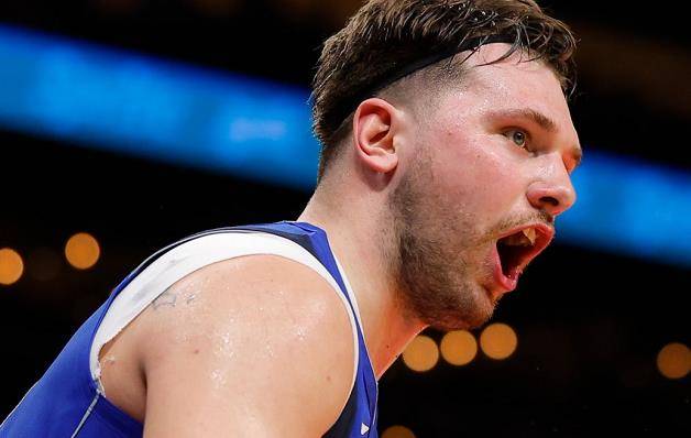 原创两签一剪老詹史上首例东契抄尘封62年奇迹文班创造了神级记录