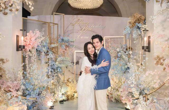 原创郭碧婷产后节目首秀满脸笑容皮肤紧致却被网友吐槽灵气不再