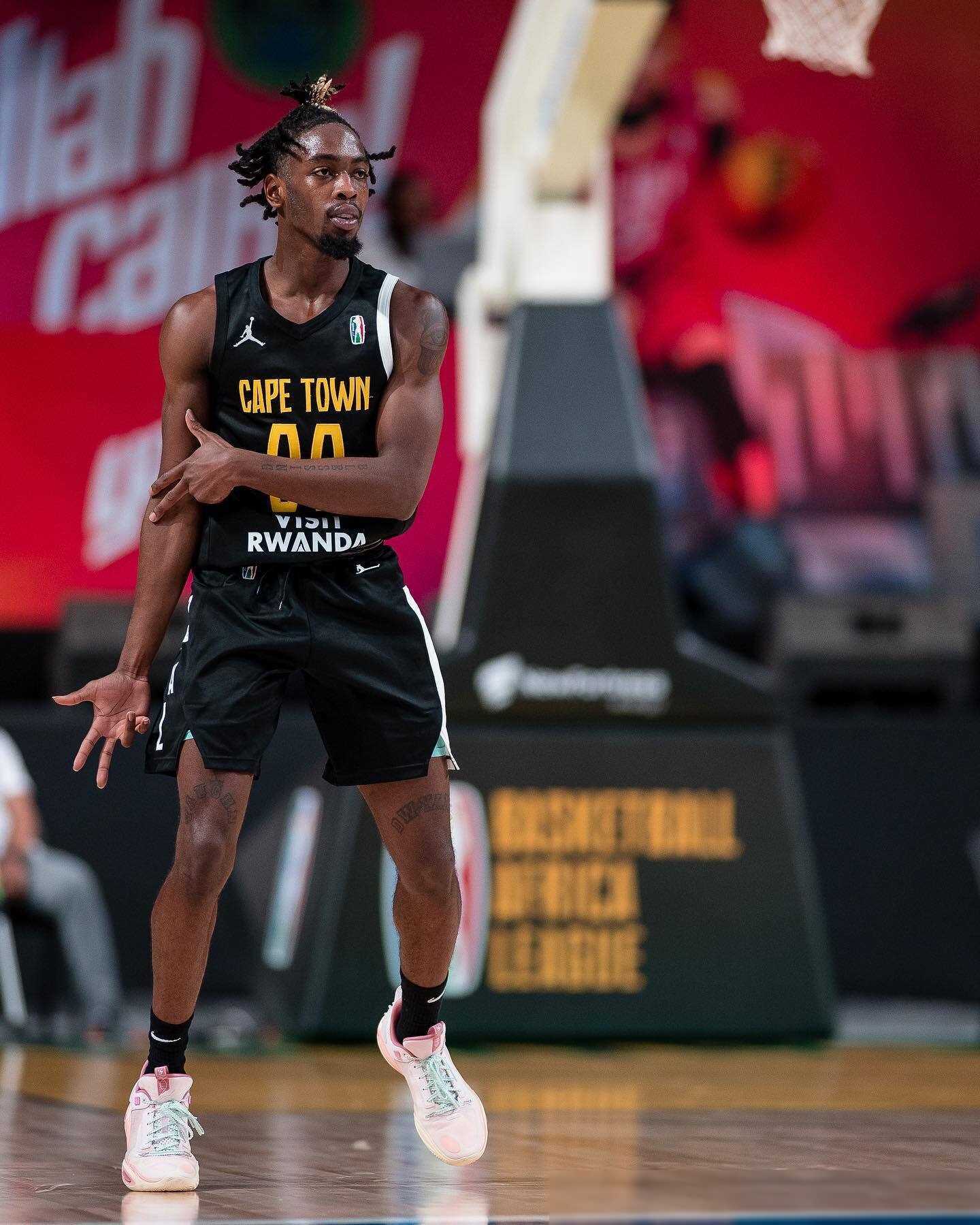 原创韦德儿子扎伊尔签约澳门黑熊队tat中国分站正式开启