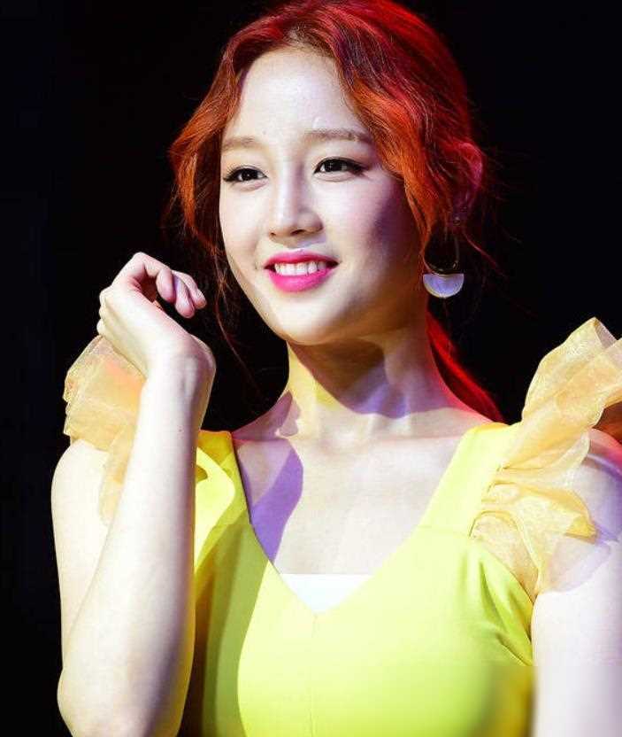 韩国女歌手朴宝蓝因病离世年仅30岁告别舞台