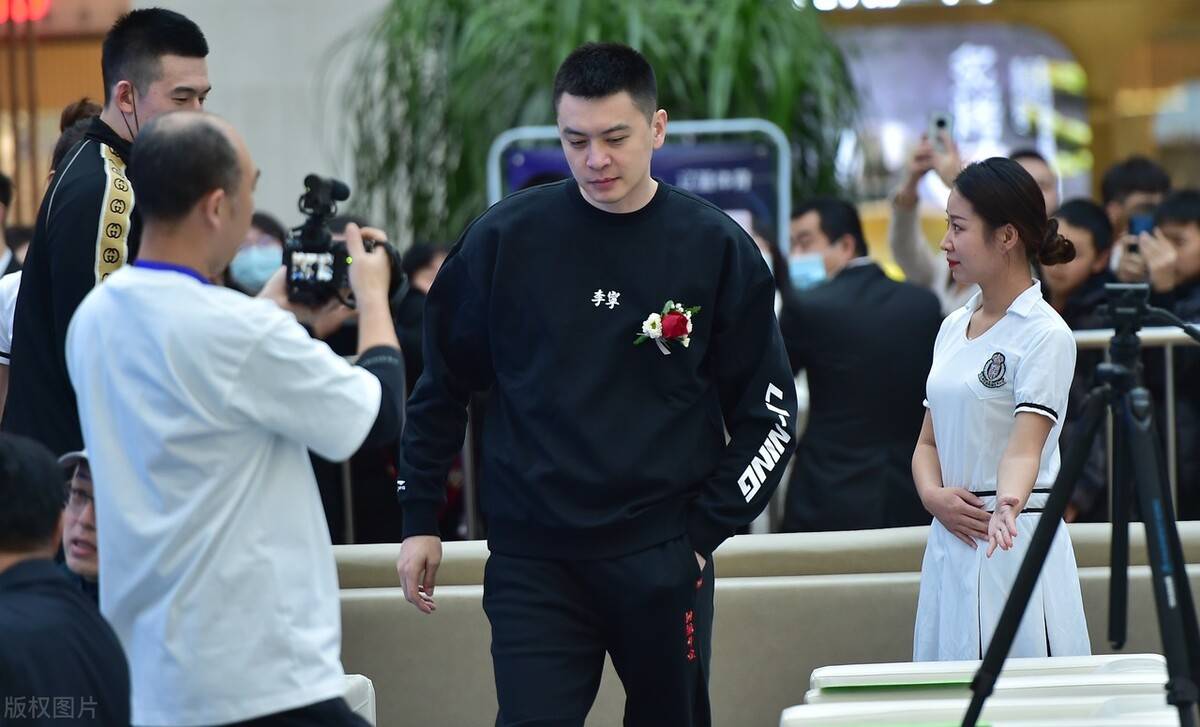 季后赛风云再起杨鸣秘密武器曝光辽宁队誓夺八进四胜利