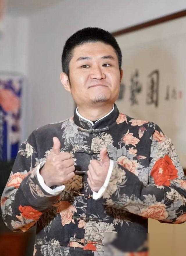 青曲社苗阜即将宣布西安相声节开幕德云社是否派张云雷参加