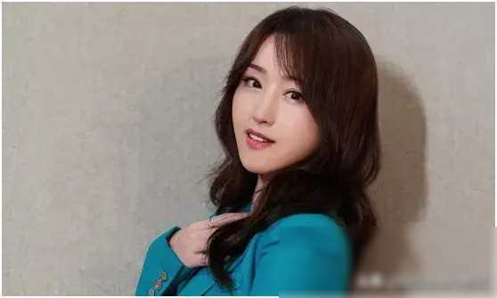 由杨钰莹演唱的这首歌成为了她的代表作之一,展现了其与众不同的甜美