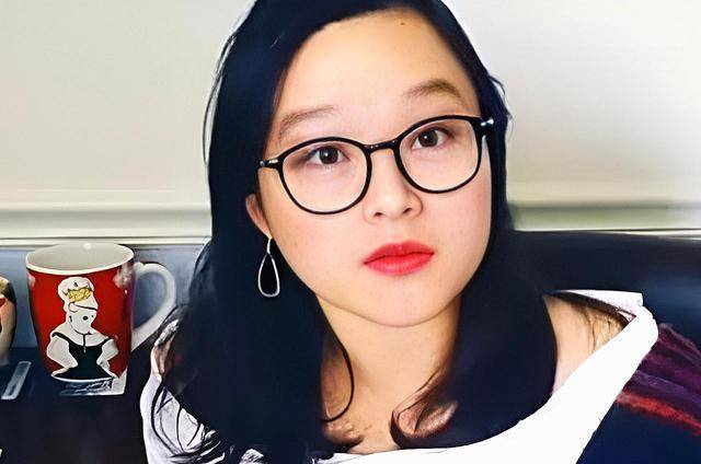 她远嫁印度恶意抹黑祖国,却遭到了丈夫的抛弃,郑墨沫