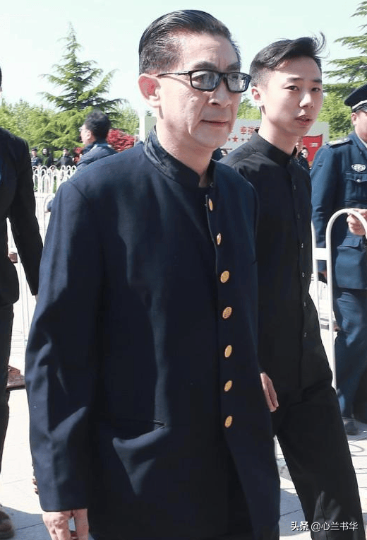 私生活混乱卖假货撒谎成性这4位老戏骨晚节不保真不冤