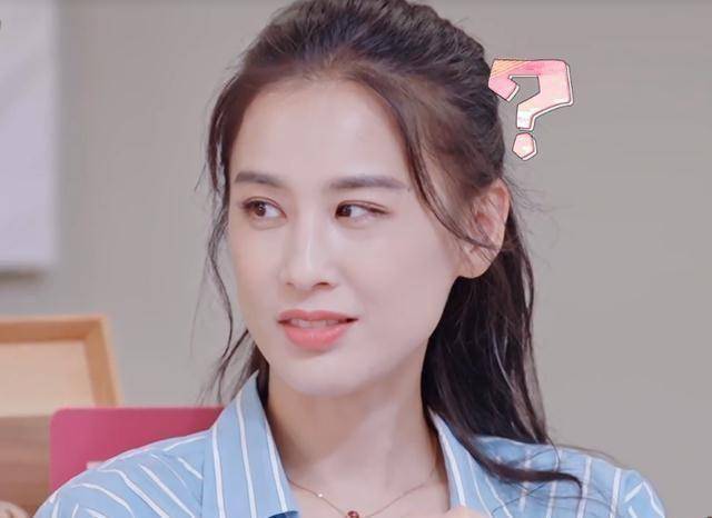 饿肚子的黄圣依听说杨子把饭送给程莉莎吃,她的反应暴露豪门格局