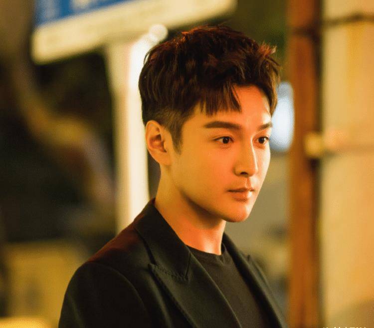 《一千零一夜》的陈默,时隔3年后,还出演《欢乐颂3》男主之一