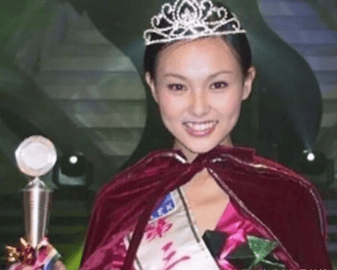 原创有种整容叫罗晋结婚唐嫣甜美如初他却像变了个人