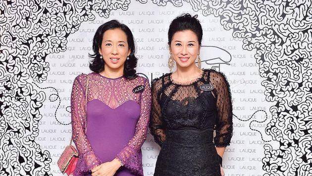 郭晶晶婆婆朱玲玲60岁生日俩港姐为她庆祝招牌式甜笑很温暖