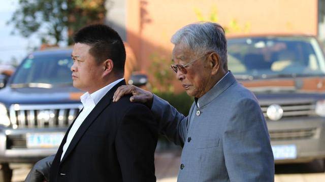 原创褚时健说我这一生就讲一点任何情况下我都要有所作为