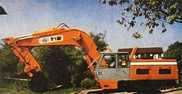 原创一台挖掘机拆掉一座铁路桥记94年2116次列车颠覆重大事故