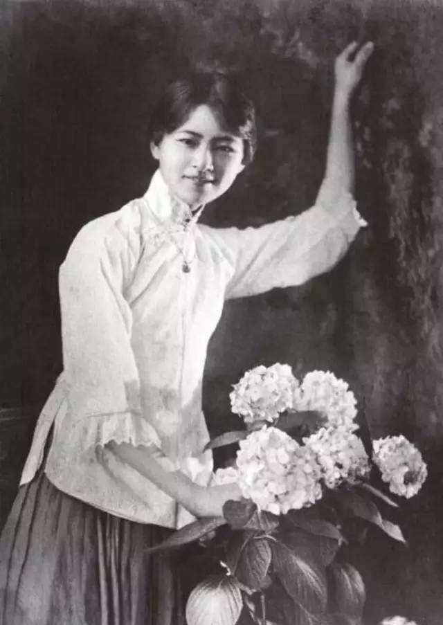 原创林徽因曾指着吴晗鼻子痛骂到你们真把古董给拆了将来要后悔的