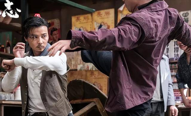 有一段时期港片特别盛行,尤其是港片中的功夫电影一度掀起了武打片的