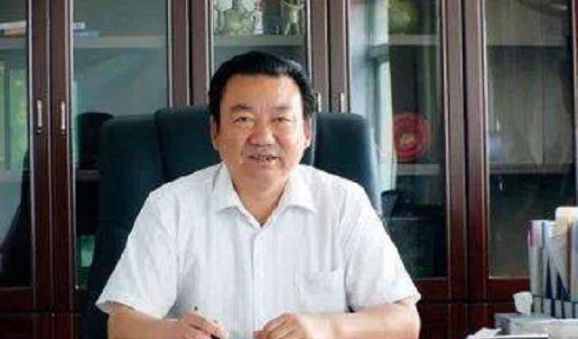 原创前青海首富肖永明开3亿直升机回四川老家如今欠220亿成老赖