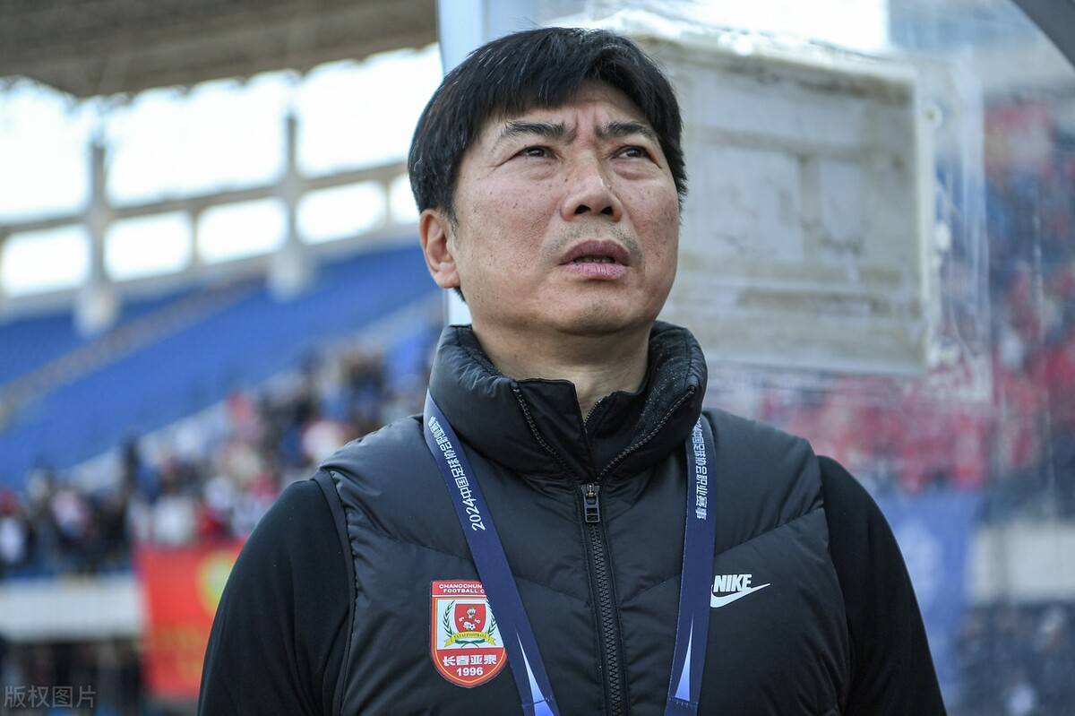 天津津门虎不要的陈洋当宝这次终于被坑了球迷带着他滚