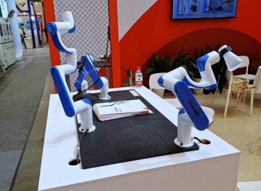 科幻成真，未来已来！软银、钛虎、前元、氦豚亮相“2024上海智能机器人展会”