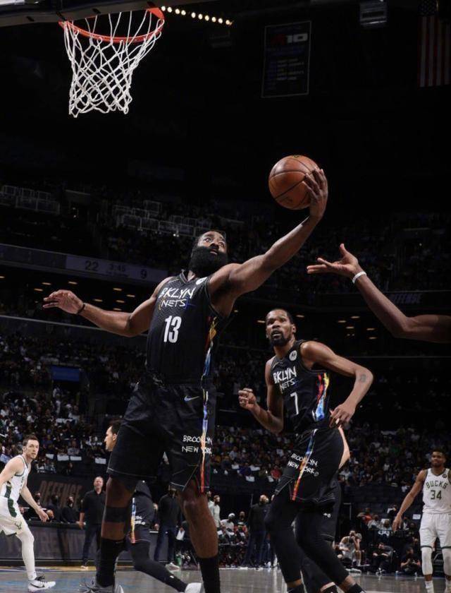 哈登复出状态全无哈登22分钟一分未得杜兰特为篮网续命