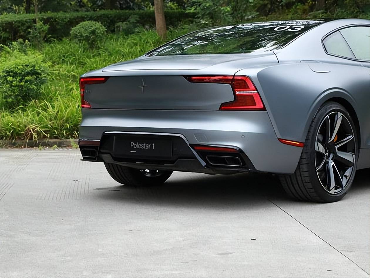 国产"最强"gt轿跑,2.0t发动机600匹马力,比阿斯顿马丁都帅!