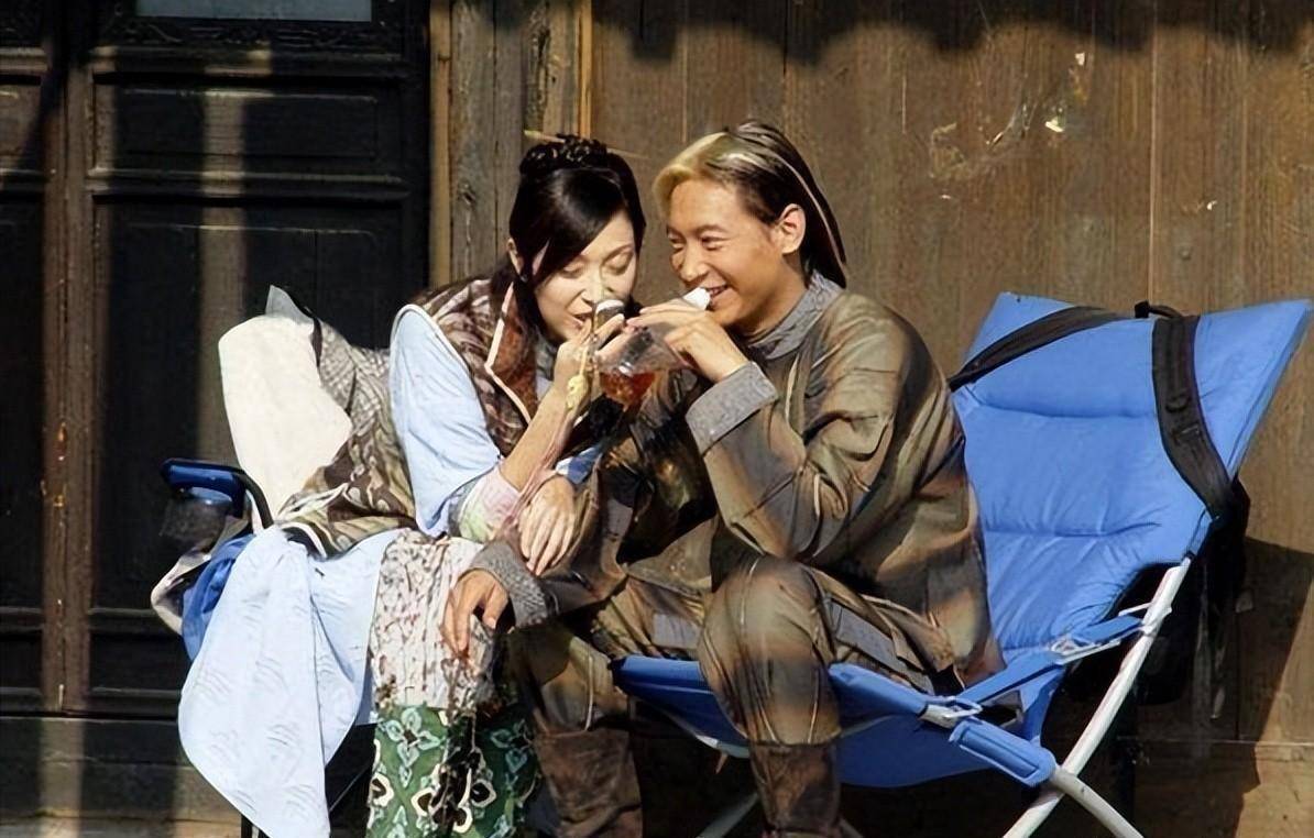 还记得这4位在大火时退圈的明星吗?不在江湖,却仍有他们的传说_杨俊毅