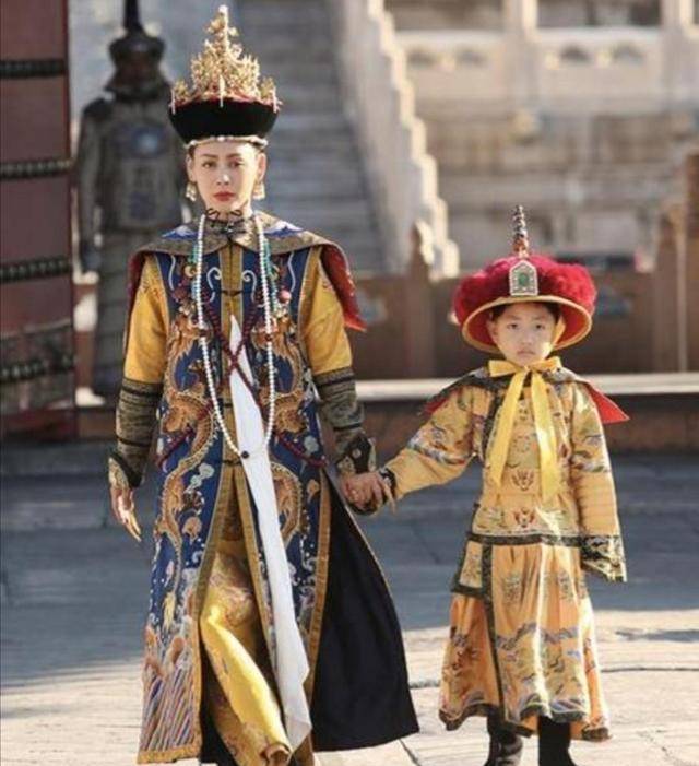 原创董鄂妃一位有汉族风情的满洲女子她有何魅力让顺治帝独宠