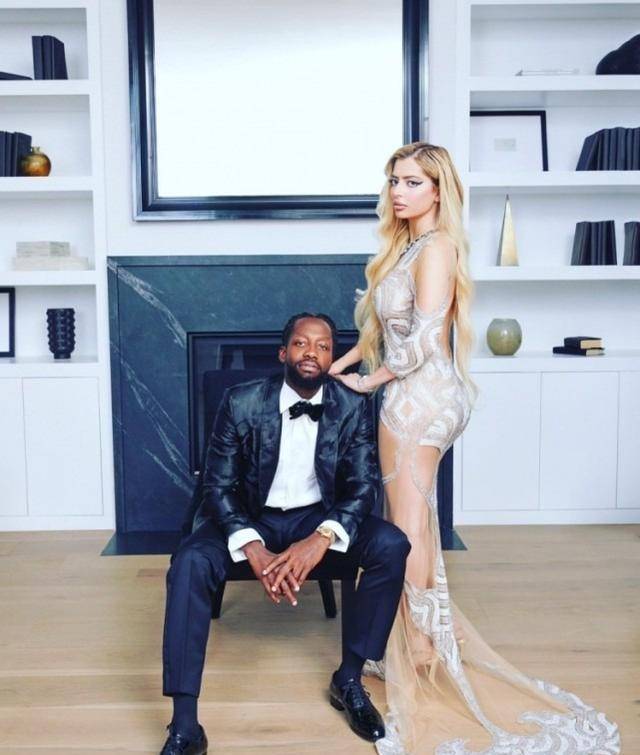 贝弗利为女友曼丹娜庆生快船太太团成员捧场网友点赞人生赢家